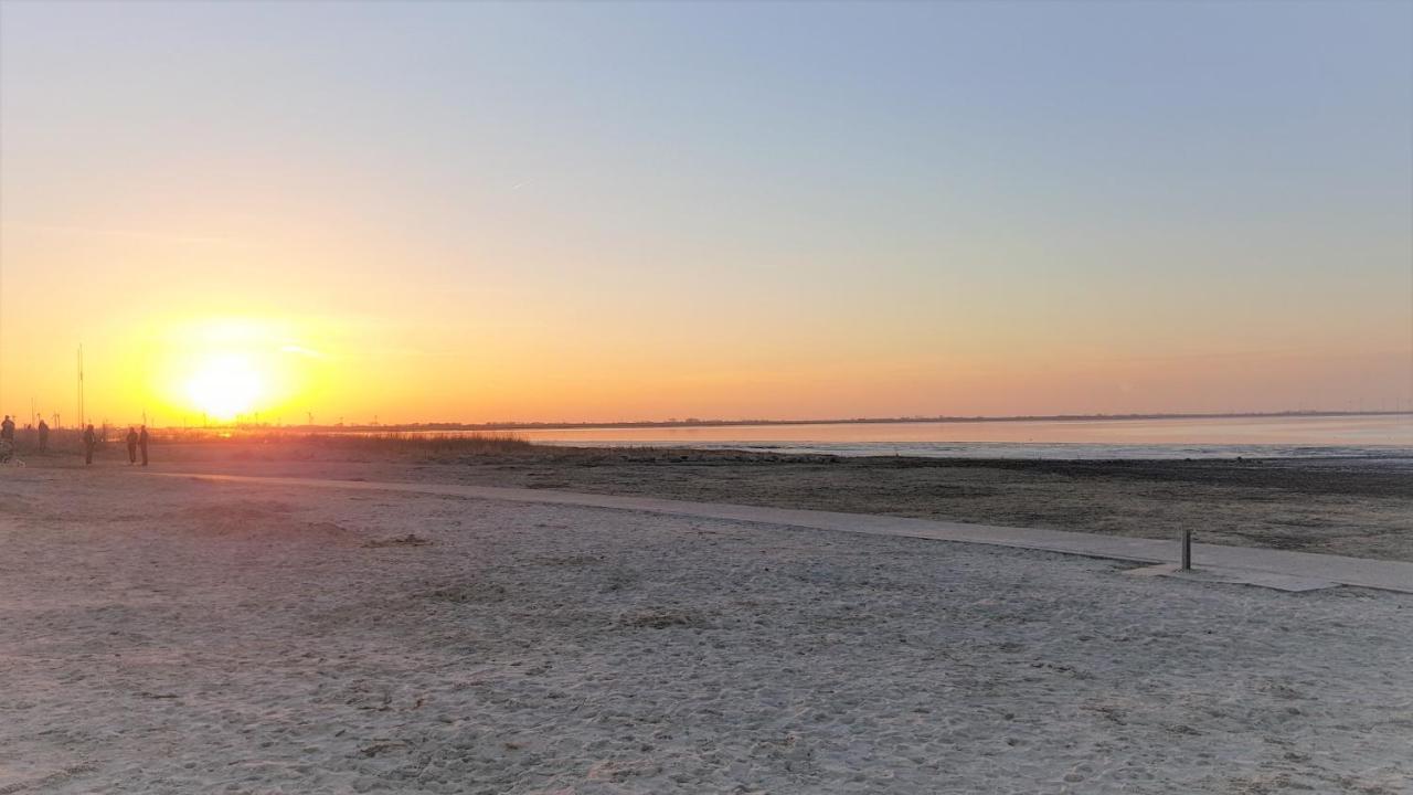 Apartment Jadestrand, Am Alten Deich 4-6, Whg 1 20 Dangast Bagian luar foto